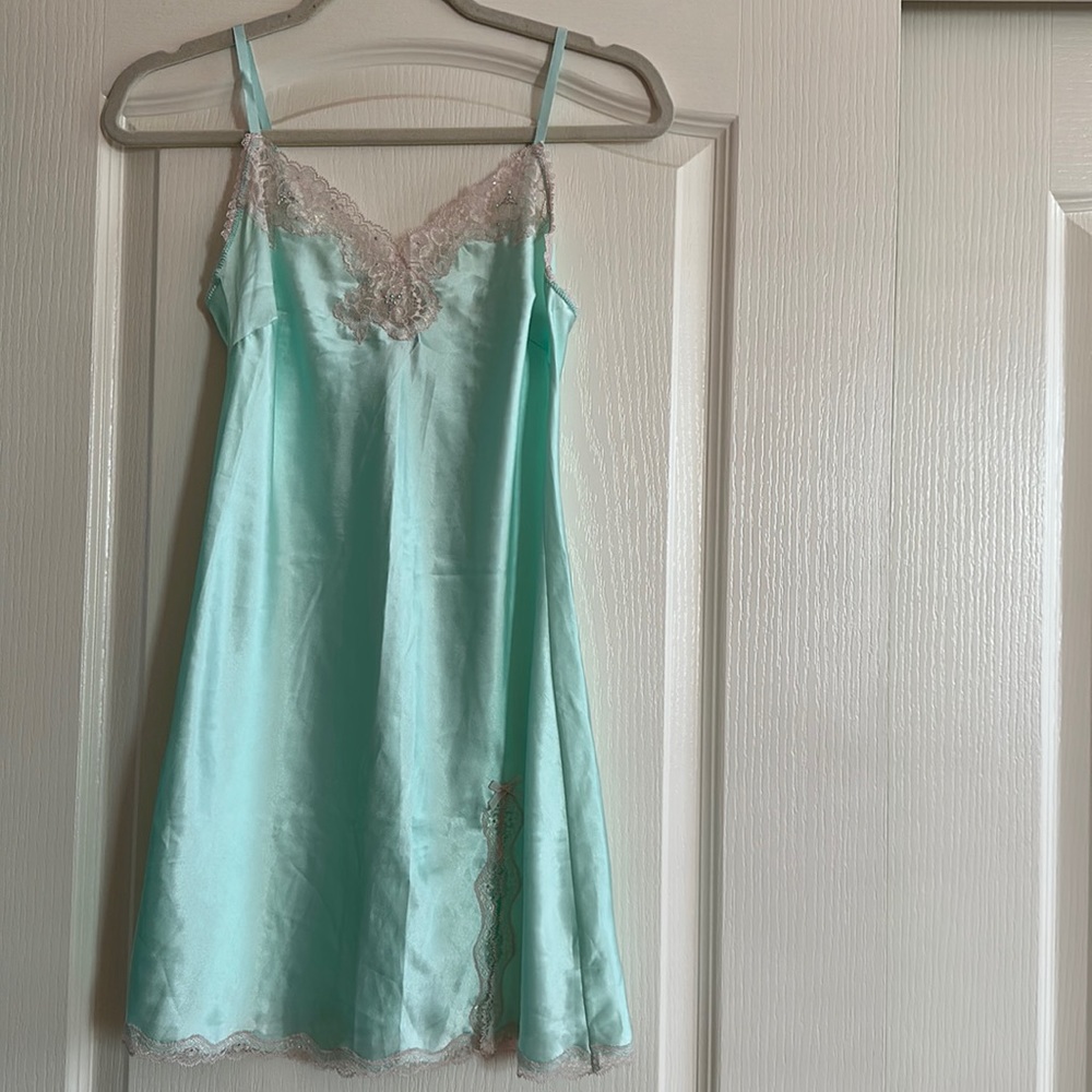 NWT Victoria’s Secret chemise with rhinestones -S